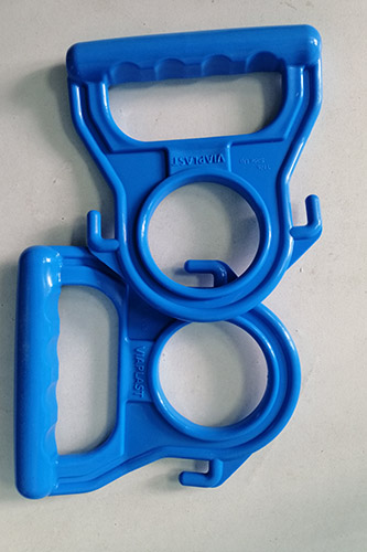 Carrying handle